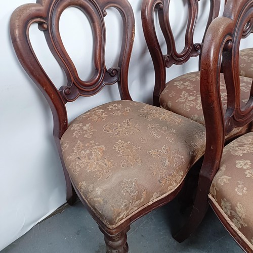 32 - A set of five Victorian mahogany dining chairs, with padded seats (5)