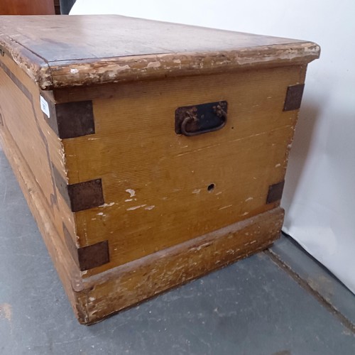 87 - A Victorian painted trunk, 92 cm wide