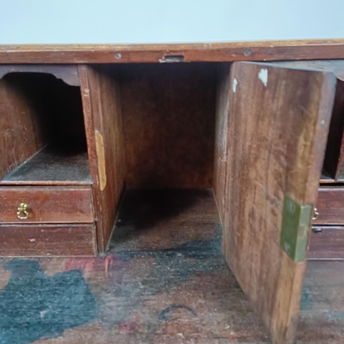 94 - A George III mahogany bureau, 96 cm wide