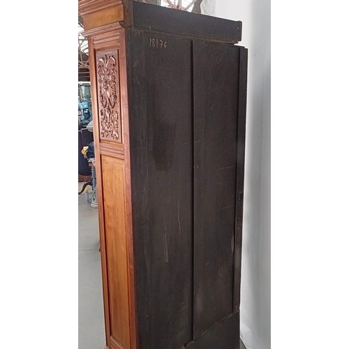 108 - A unusual Edwardian walnut corner wardrobe, with a single mirrored door, 203 cm high x 109 cm wide