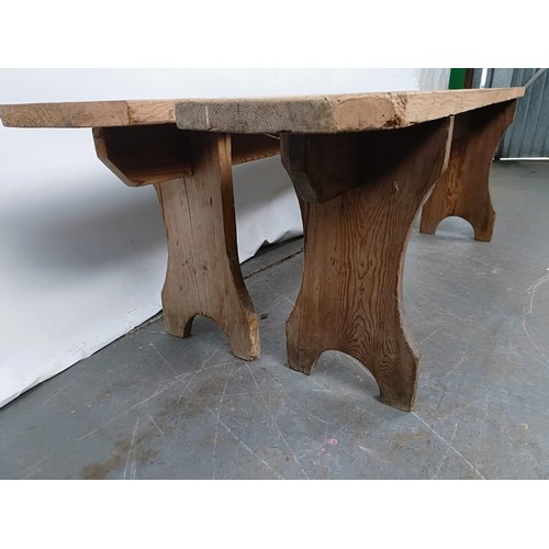 105 - A pair of pine benches or forms, 130 cm wide (2)