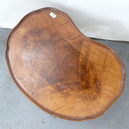 131 - A burr walnut kidney shaped coffee table, 69 cm wide.