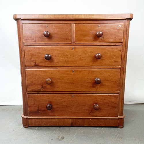 132 - A Victorian mahogany chest, with two short drawers and three long drawers, 102 cm wide