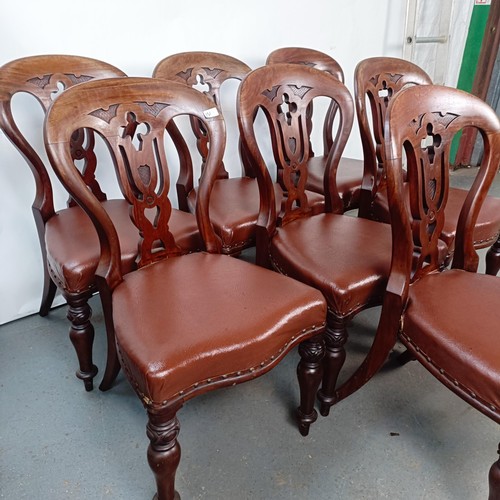 151 - A set of seven Victorian mahogany dining chairs, with padded seats (7)