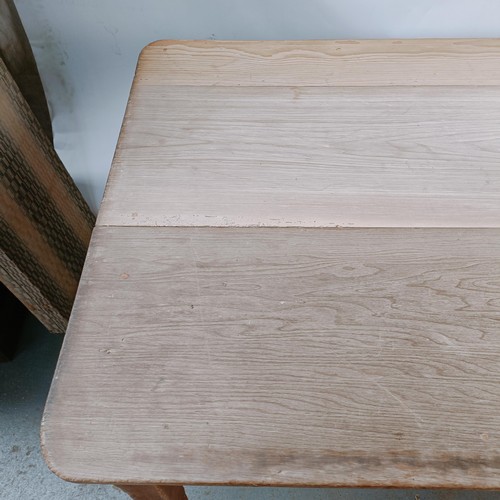 165 - A Victorian pine kitchen table, with a single frieze drawer, the top 168 x 92 cm