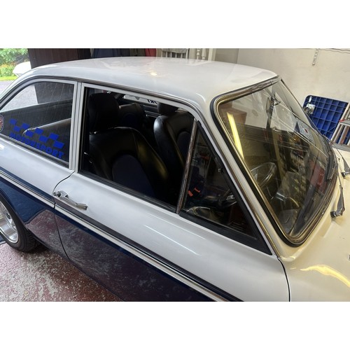 29 - 1967 Hillman Imp Californian SpecialRegistration number KEL 651EChassis number B4010033372HCOWhite o... 