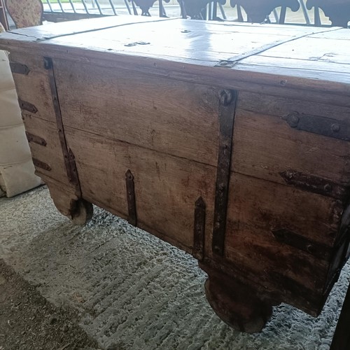 47 - A 19th century Anglo India ammunition chest, on wheels, with metal mounts, 120 cm widePlease note co... 