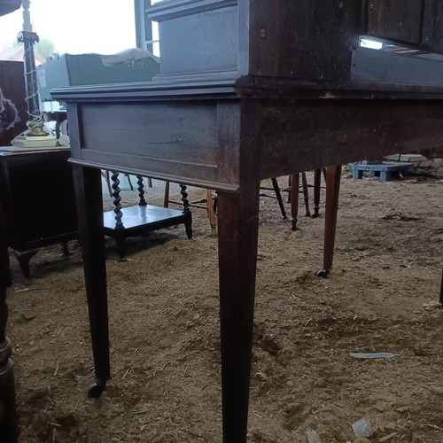 36 - An early 20th century mahogany dressing table, with two frieze drawers, 109 cm widePlease note colle... 