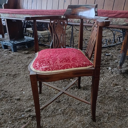 37 - An early 20th century mahogany corner chairPlease note collection is from TA9 4LJ only on 22nd, 23rd... 