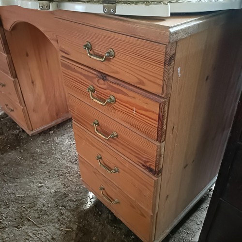 84 - A pine dressing chest, 124 cm wide, a Singer sewing machine and a tryptych mirrorPlease note collect... 