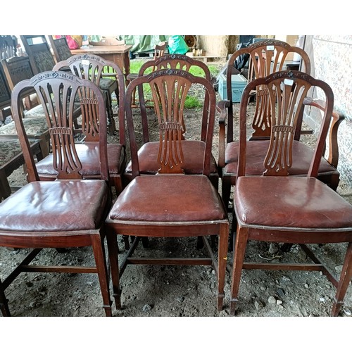 93 - A set of six mahogany dining chairs, with pierced bar backs (5+1)Please note collection is from TA9 ... 