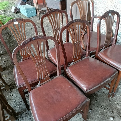 93 - A set of six mahogany dining chairs, with pierced bar backs (5+1)Please note collection is from TA9 ... 