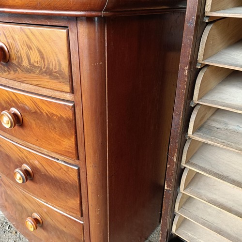 95 - A mahogany bow front chest, of two short and three long drawers, 110 cm widePlease note collection i... 