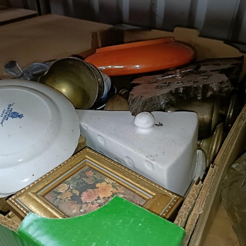 105 - A large quantity of assorted ceramics, metalwares and other items (qty)Please note collection is fro... 