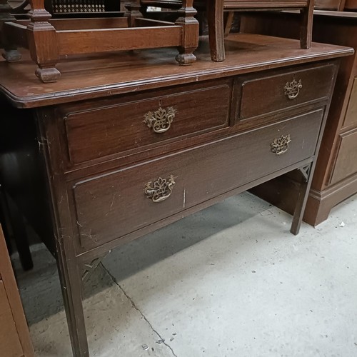 129 - A mahogany dressing table, 106 cm wide, a piano stool, and a stoolPlease note collection is from TA9... 