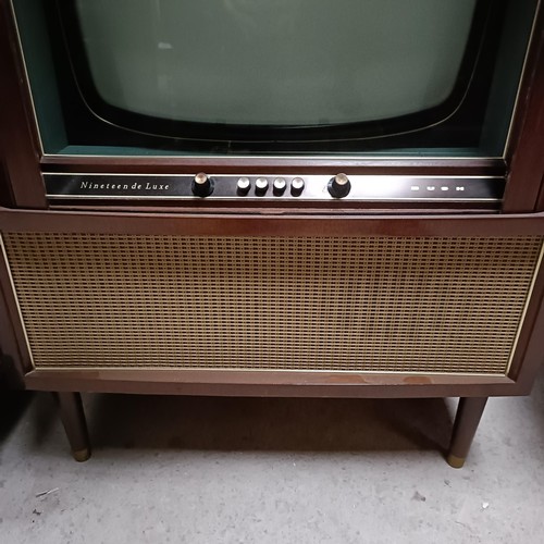 145 - A vintage Nineteenth De Luxe television, cased, 63 cm widePlease note collection is from TA9 4LJ onl... 