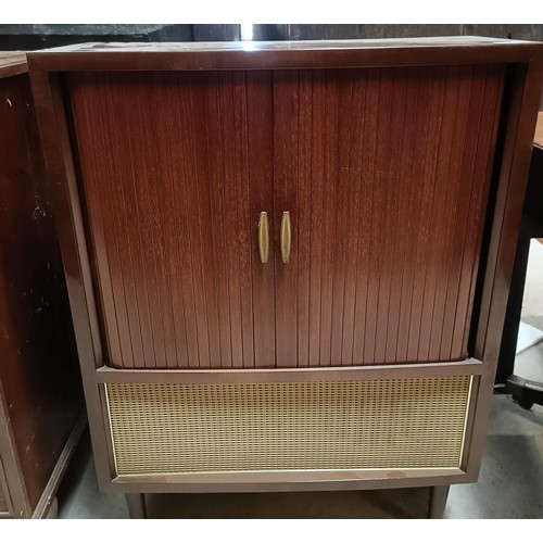 145 - A vintage Nineteenth De Luxe television, cased, 63 cm widePlease note collection is from TA9 4LJ onl... 