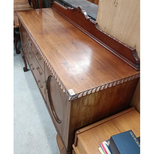 175 - A set of four mahogany Chippendale style dining chairs, with a matching draw leaf table, 150 cm wide... 