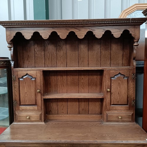 206 - A Goodwin & Titchmarsh style oak dresser, 140 cm widePlease note collection is from TA9 4LJ only... 