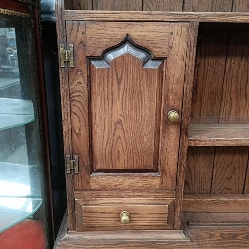 206 - A Goodwin & Titchmarsh style oak dresser, 140 cm widePlease note collection is from TA9 4LJ only... 