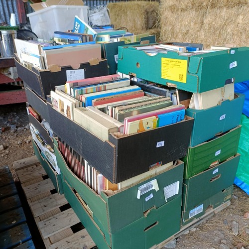 394 - A large quantity of assorted books...