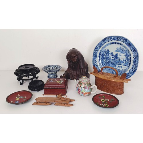 806 - A Chinese terracotta figure of a wise monkey, a blue and white plate and assorted other items (box)