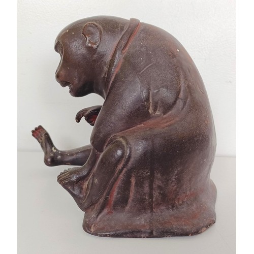 806 - A Chinese terracotta figure of a wise monkey, a blue and white plate and assorted other items (box)