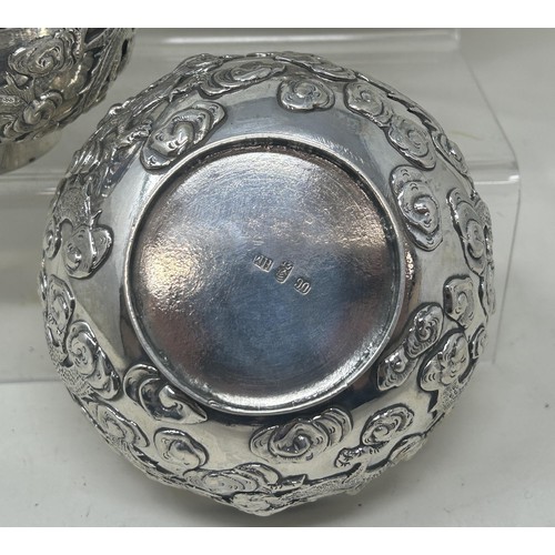 841 - A set of six Chinese silver coloured metal bowls, decorated dragons, Wang Hing, 11 cm diameter (6)