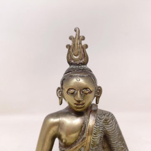 805 - A Chinese bronze Buddha, 15 cm