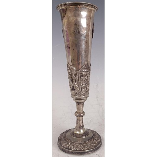 86 - A 19th century Russian silver coloured metal goblet, decorated figures, 84 standard, loaded, 20 cm h... 