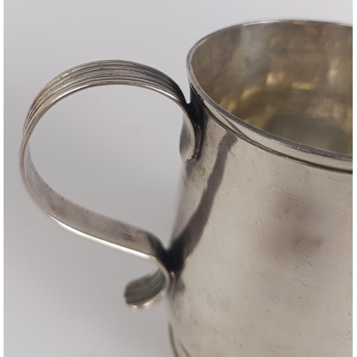 122 - A George III silver christening mug, London 1785, 3.5 ozt, 8 cm high