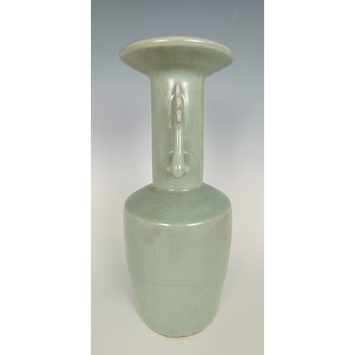 986 - A Chinese celadon vase, in a wooden case, 27 cm high