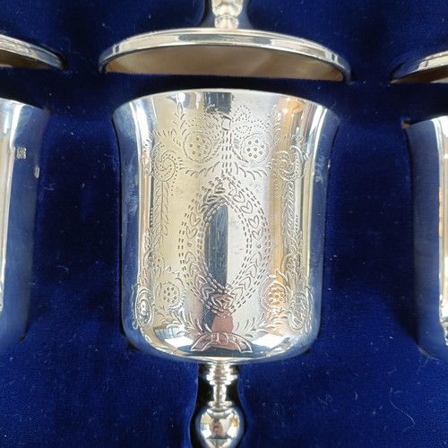 22 - A set of six silver goblets, Dublin 1972, 72.6 ozt, in a fitted case...