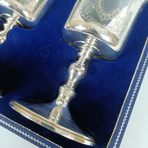 22 - A set of six silver goblets, Dublin 1972, 72.6 ozt, in a fitted case...