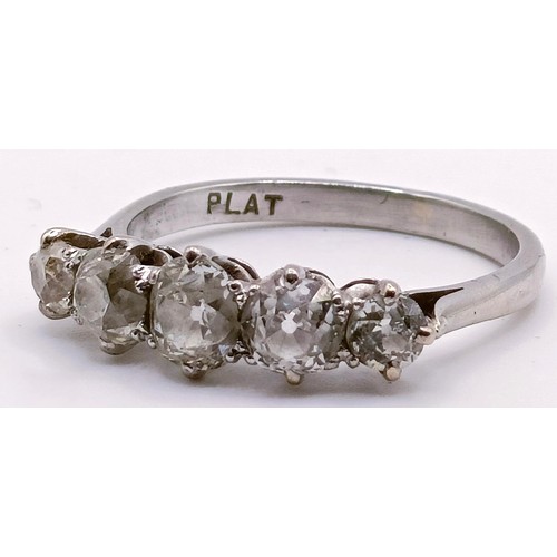 318 - A platinum and five stone diamond ring, ring size O