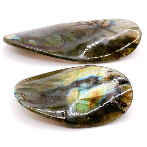 322 - A piece of labradorite, 6 x 5 cm approx. and another, 9 x 4 cm approx. (2)...