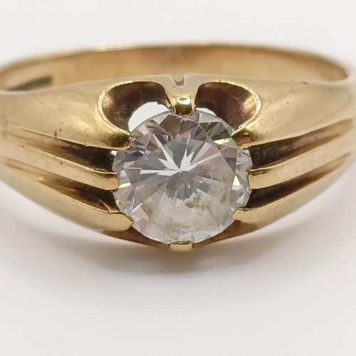 373 - A 9ct gold and white stone ring, ring size S