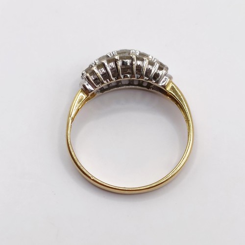 382 - An 18ct gold and diamond cluster ring, ring size I