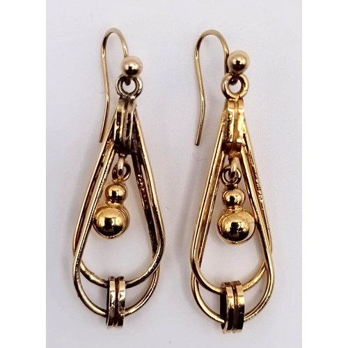 401 - A pair of yellow coloured metal drop earrings, 4 g