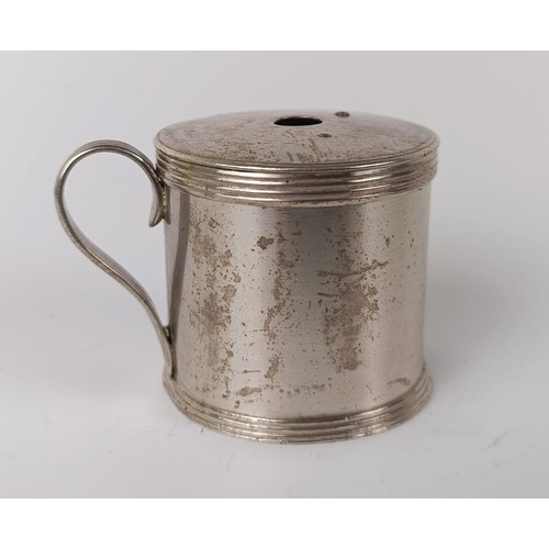 75 - A George III silver small bougie box, of cylindrical form, London 1787, 1.2 ozt, 4 cm high