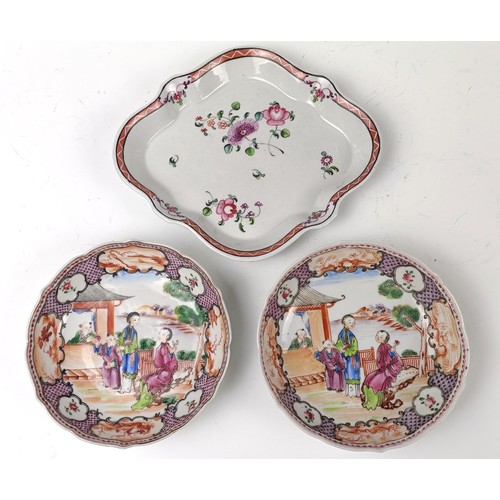 996 - A group of assorted 19th century Chinese famille rose cups, tea bowls and saucers