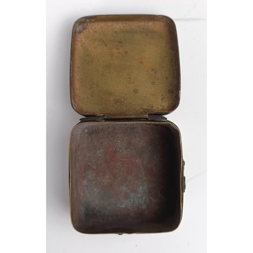 1002 - A Japanese bronze box, 4.5 cm wide...