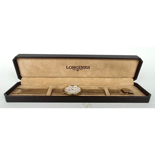 585 - A gentleman's 9ct gold Longines quartz wristwatch, cased