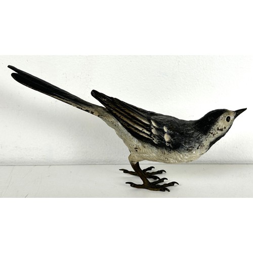 1231 - A cold painted bronze figure of a bird, 16 cm wide