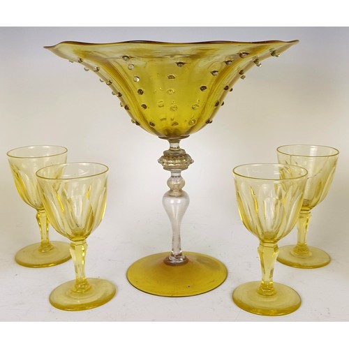 1146 - A set of four yellow wine glasses and assorted glassware (qty)