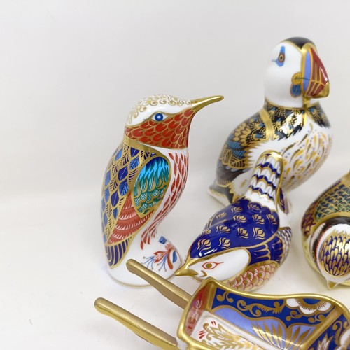 1239 - A Royal Crown Derby puffin, and six other items of Royal Crown Derby (7)