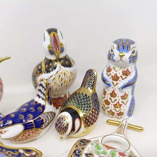 1239 - A Royal Crown Derby puffin, and six other items of Royal Crown Derby (7)