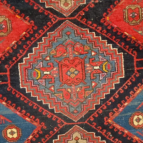 1305 - A Hamadan rug, 268 x 132 cm