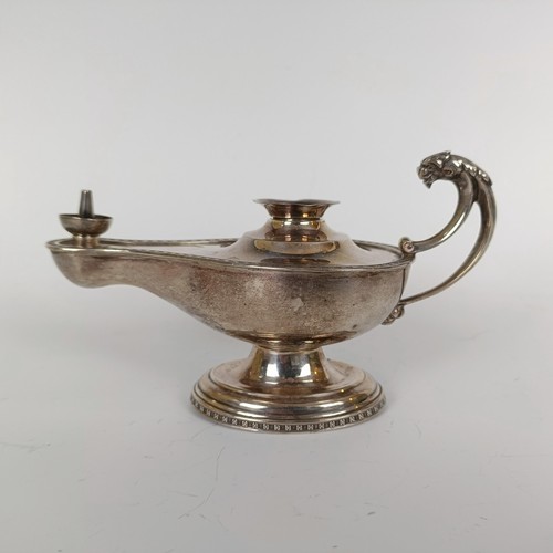 1648 - A silver table top cigar lighter, in the form of an oil lamp