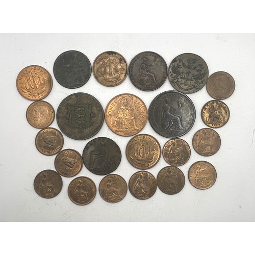 308 - A Victorian halfpenny, 1853, and other assorted copper coins...